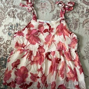 Hayden Textured Floral Tie Shoulder Hankerchief Top Large